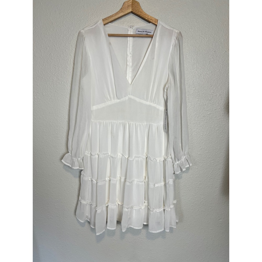 EUC Emma & Michele Long Sleeve V Neck White Tiered Ruffle Dress Medium/Size 6